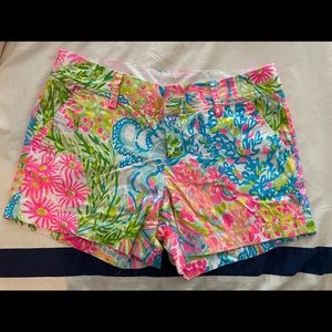 Lover’s Coral Lilly Pulitzer Callahan Shorts 5”